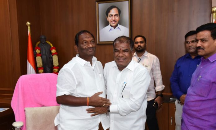 New Chairman of SC and ST Commission Bakki Venkataiah met with the minister