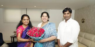 Minister Satyavathi Rathod congratulates MLC Kavitha on Women's Bill