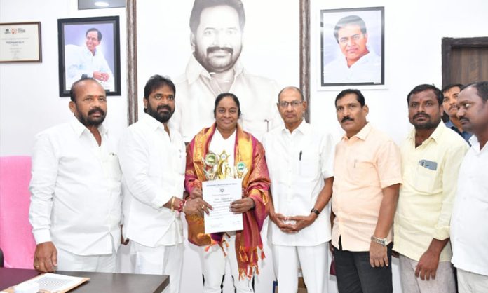 Minister Srinivas Goud congratulated Goli Shyam