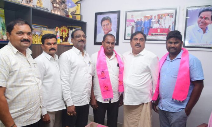 Palakurthy Congress leaders joined BRS