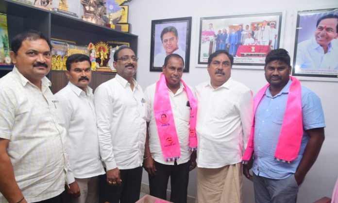 Palakurthy Congress leaders joined BRS