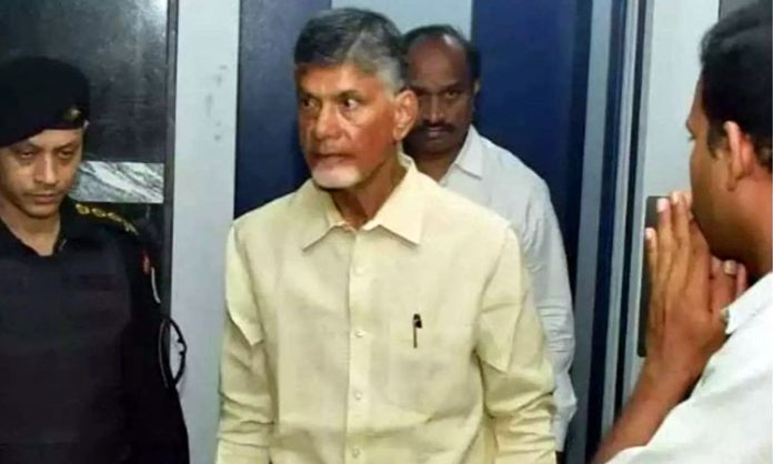 Chandrababu naidu cases in High court