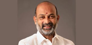 Bandi Sanjay kumar vs CM KCR