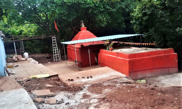 Thattepally Sri Amburameswara Temple in Rangareddy