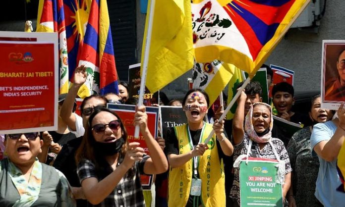 Tibetan protests against Chinese representation