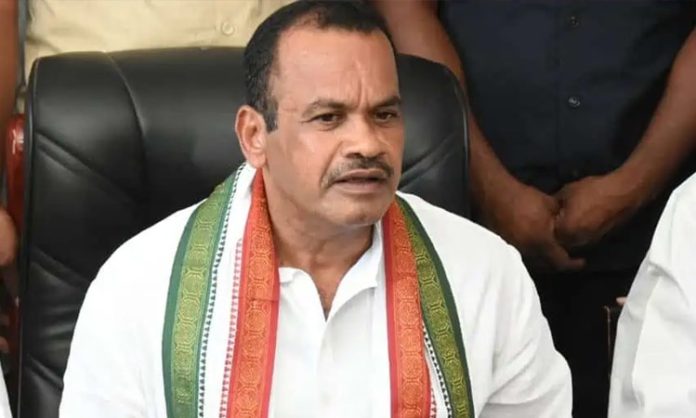 Alliance with Communists is loss for Congress Says komatireddy