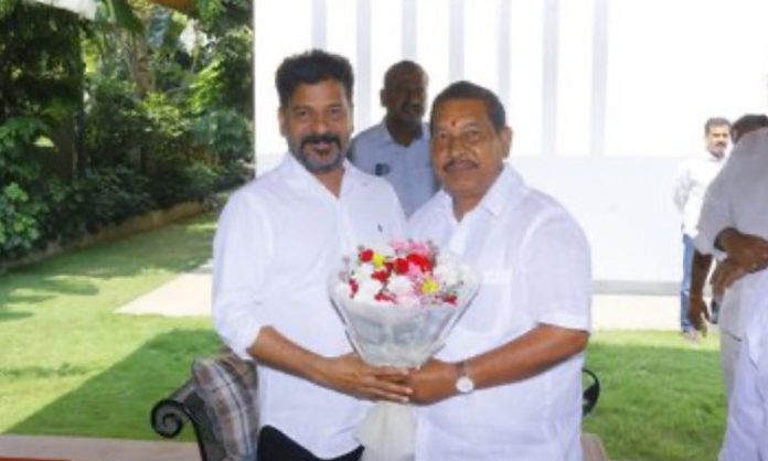 Both MLA Rathod Bapu Rao met Revanth Reddy