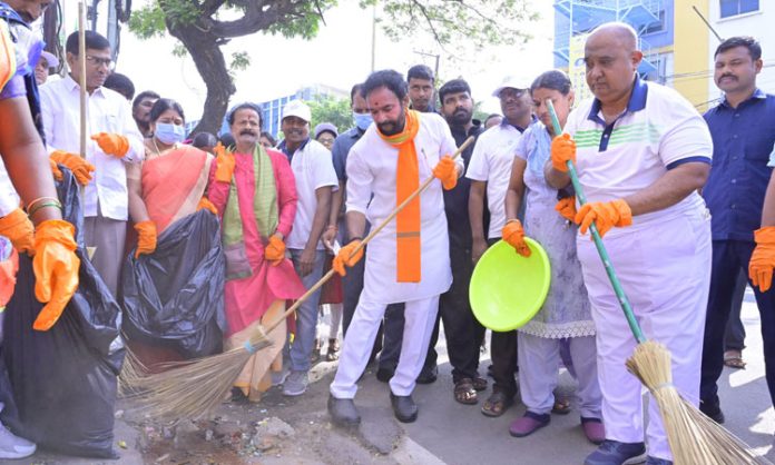 Let's continue the spirit of Swachh Bharat: Kishan Reddy