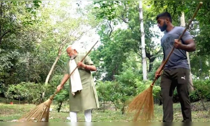 PM Modi joined by fitness influencer Ankit Baiyanpuria