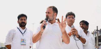 Rahul Gandhi Bus Yatra In Manthani