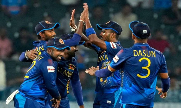 World Cup 2023: ENG lost 5 wickets at 85 against SL