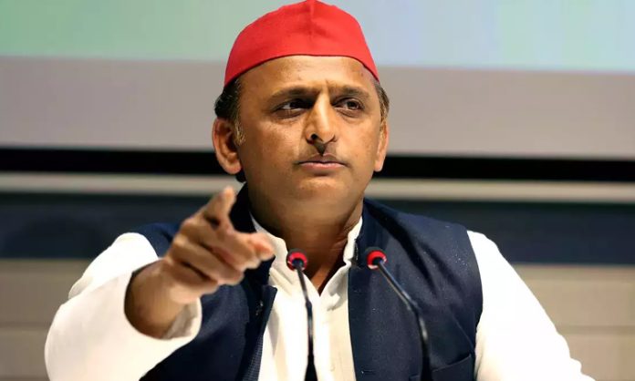 Akhilesh Yadav comments on BJP supporters