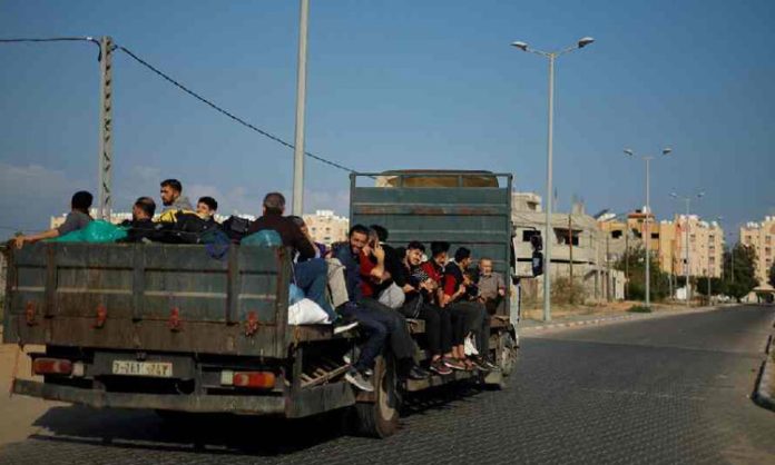 Civilian evacuated border of Lebanon