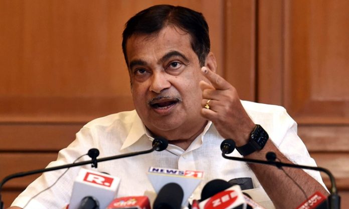 Companies gaints of steel and cement prices: Nitin Gadkari