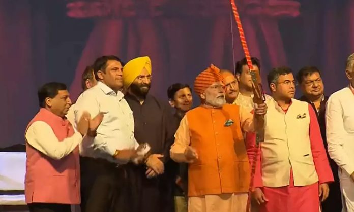 PM Modi participates Ravan Dahan at Dwarka