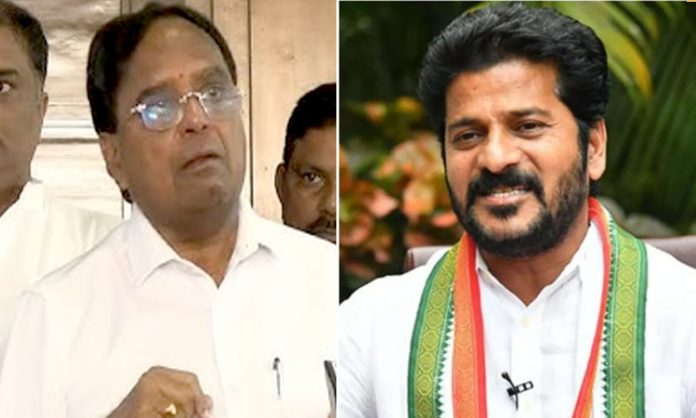 Ponnala Laxmaiah slams Revanth Reddy