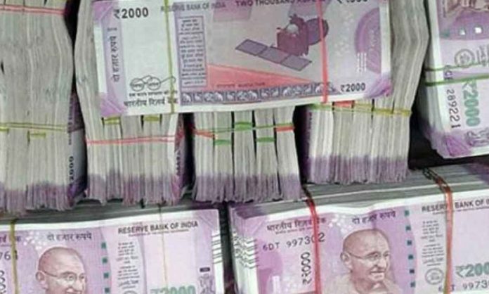 3 lakh cash seized in hyderabad