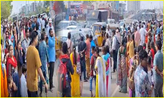 Bus stations in Hyderabad are heavily crowded