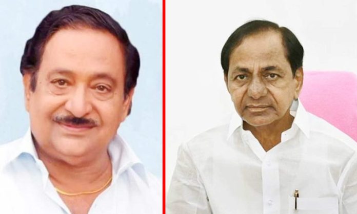 CM KCR condoles death of Chandramohan