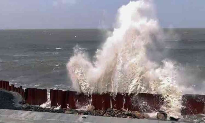 Cyclonic storm ‘Midhili’ is likely to cross the Bangladesh coast