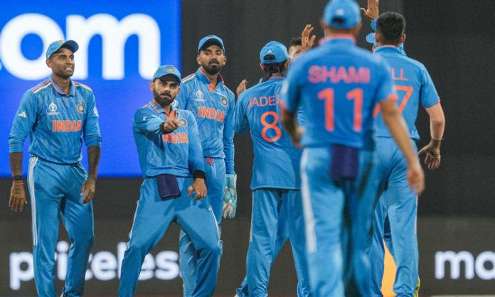 India thrash Sri Lanka by 302 runs