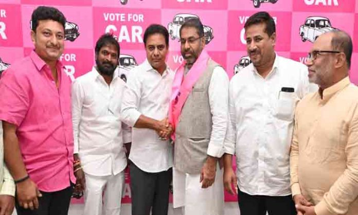 Congress leader Syed Ibrahim joined BRS in the presence of KTR