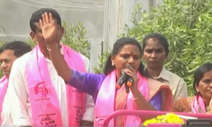 MLC Kavitha Comments On PM Modi