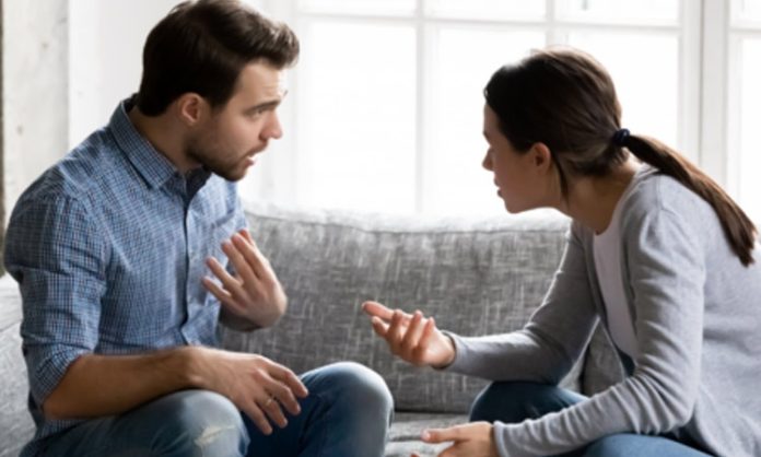 Husband personal details do not tell wife