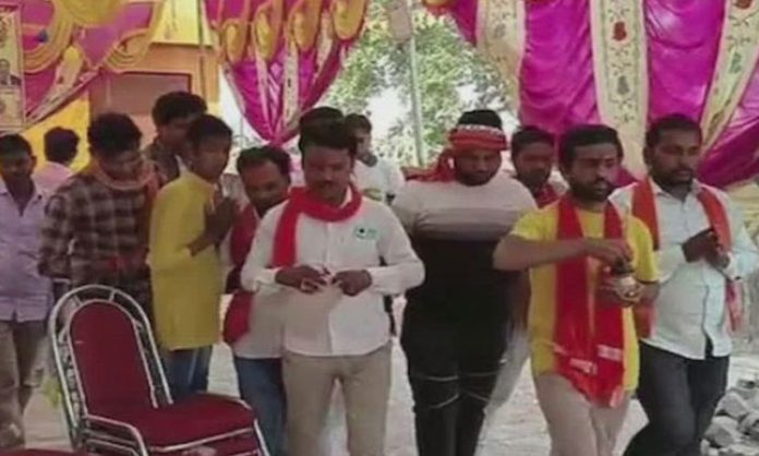 UP temple purified with gangajal after Muslim MLAs visit