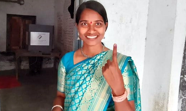 Telangana Elections 2023 Live Uapdates: Harish Rao Cast Vote in Siddipet