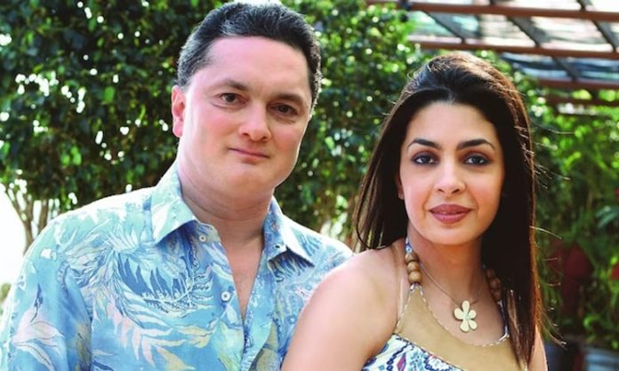 Gautam Singhania kicked punched Wife