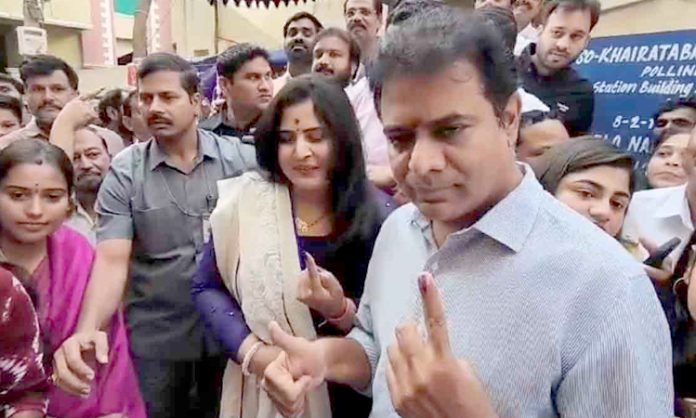 KTR Cast Vote at Banjara Hills