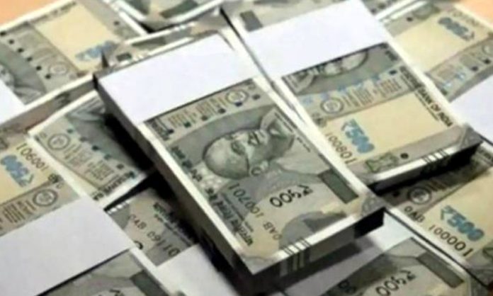 Police Seized Huge Money in Balanagar PS Limits