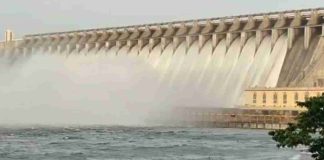 AP Officers Released 2k Cusecs water from Nagarjuna Sagar Project