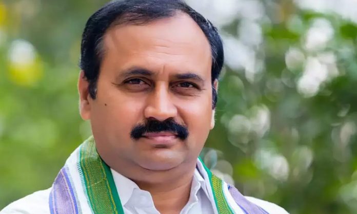 Alla Ramakrishna Reddy to join Congress along with Sharmila