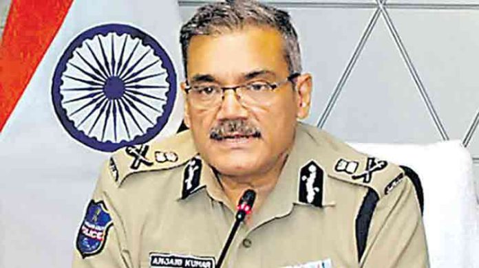 The Election Commission has lifted the suspension of IPS officer Anjani Kumar