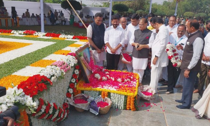 CM Revanth Reddy pays tributes to PV Narasimha Rao