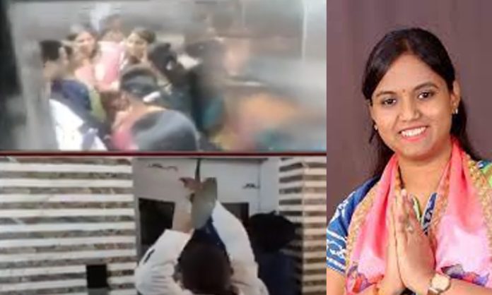 Women MLA stuck in Lift