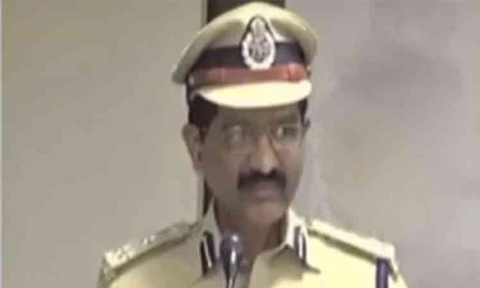 Resignation of two key police officers