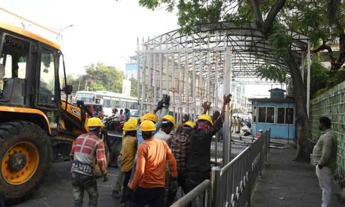 Removal of Pragati Bhavan protection ring