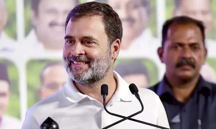 Rahul Gandhi donates to Congress crowdfunding campaign
