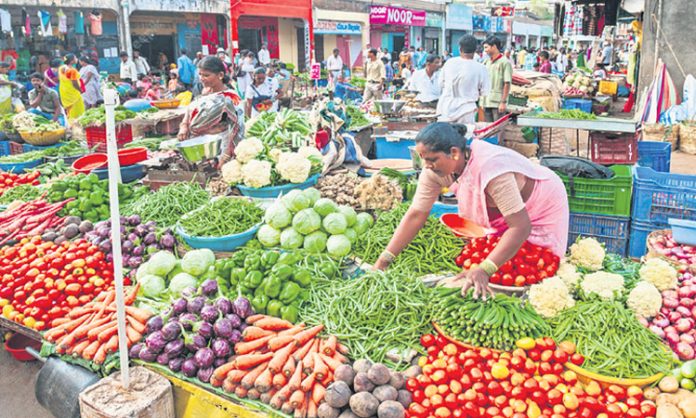 Retail inflation surges to 5.5% in November