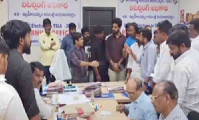 Tension in Ibrahimpatnam over postal ballots