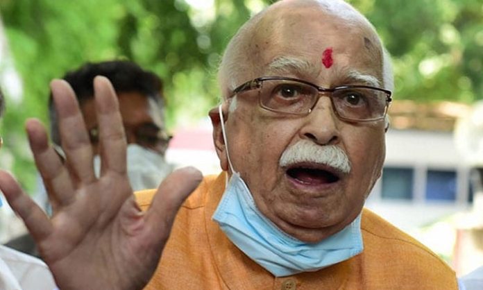Vedanti asks Yogi to bring Advani to Ayodhya