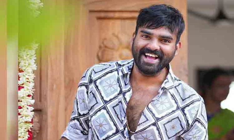 ప్రేమించి మోసం చేసిన యూట్యూబర్ అరెస్టు
