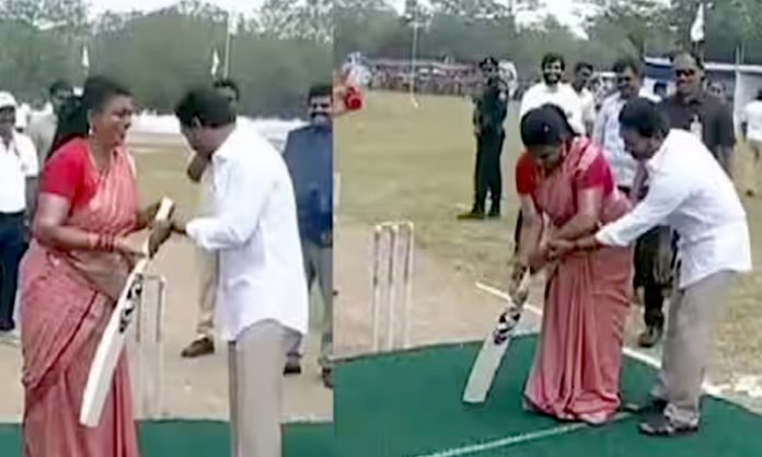 Adudam Andhra: CM Jagan batting video viral