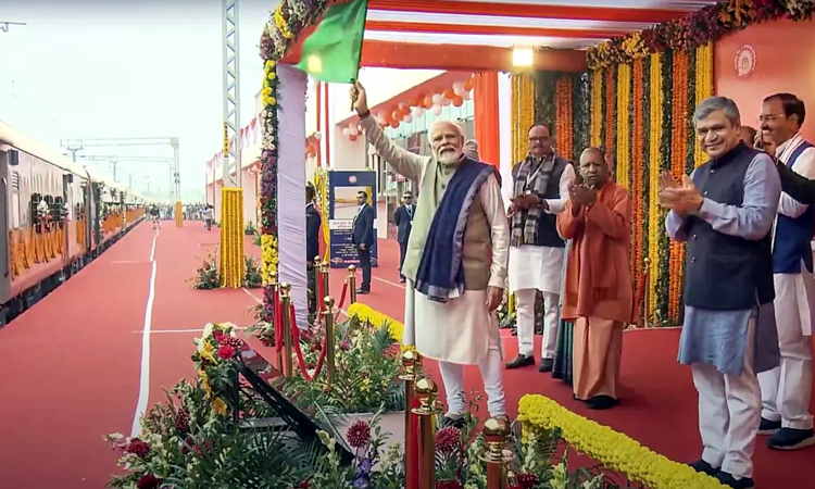 PM Modi Speech after inauguration of Ayodhya Railway Station