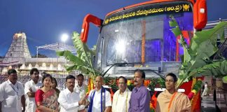 Chennai Devotee gifts two buses to TTD