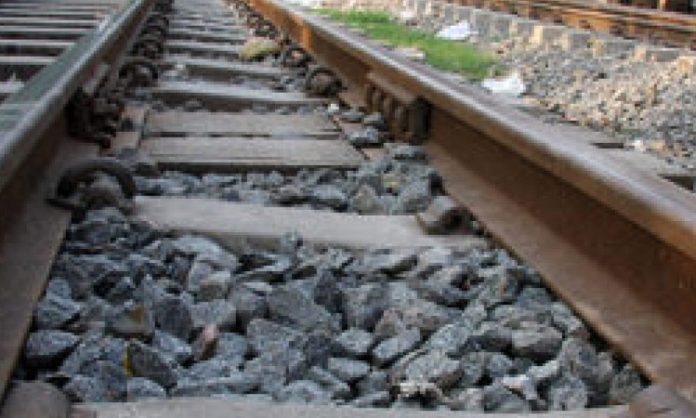 Two dead bodies found on railway track in old city