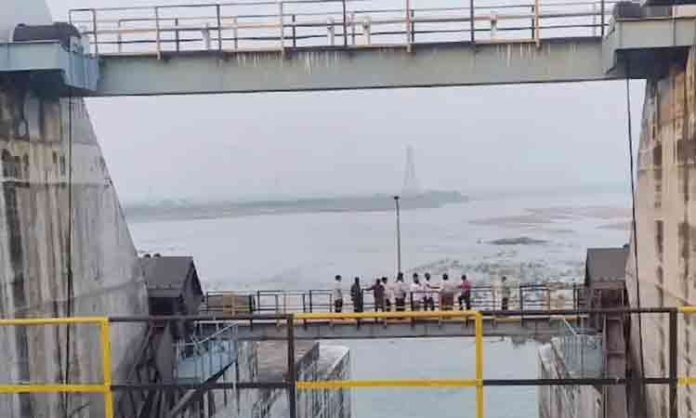 Annaram barrage fillings completed